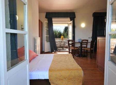 Holiday House Aurora Cortone Extérieur photo